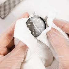 از بین بردن خط و خش ساعت استیل