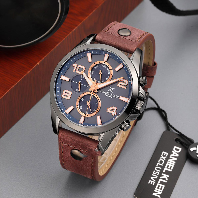 ساعت‌های شیک با بند چرمی ضد حساسیت