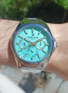 ساعت دنیل کلین با طراحی مینیمال
