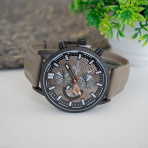 تفاوت‌های مدل‌های زنانه و مردانه ساعت دنیل کلین