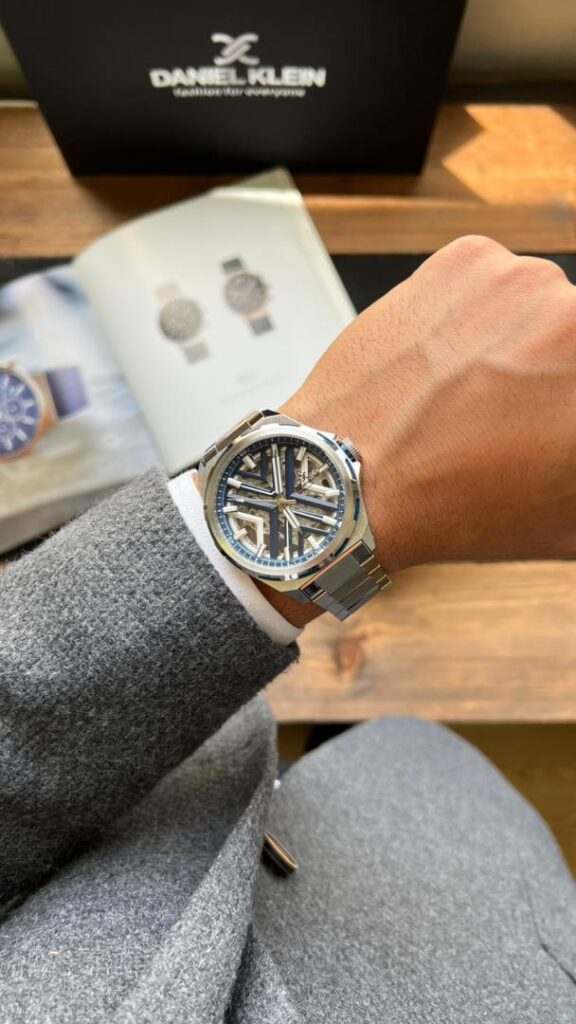 ساعت اتوماتیک چیست