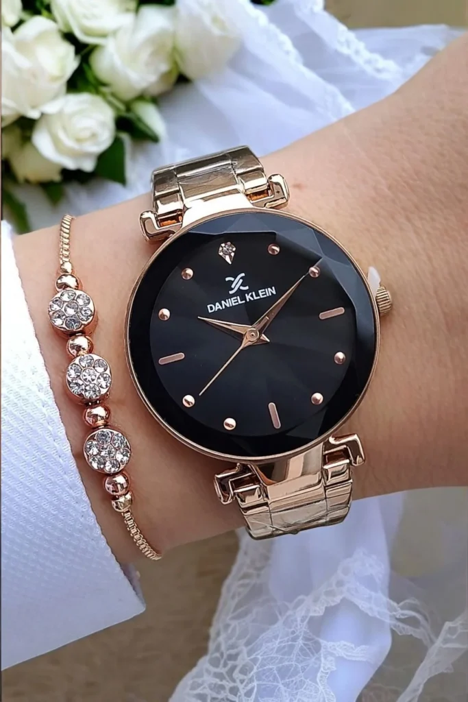 چگونه ساعت مناسب با فرم دست خود را انتخاب کنیم