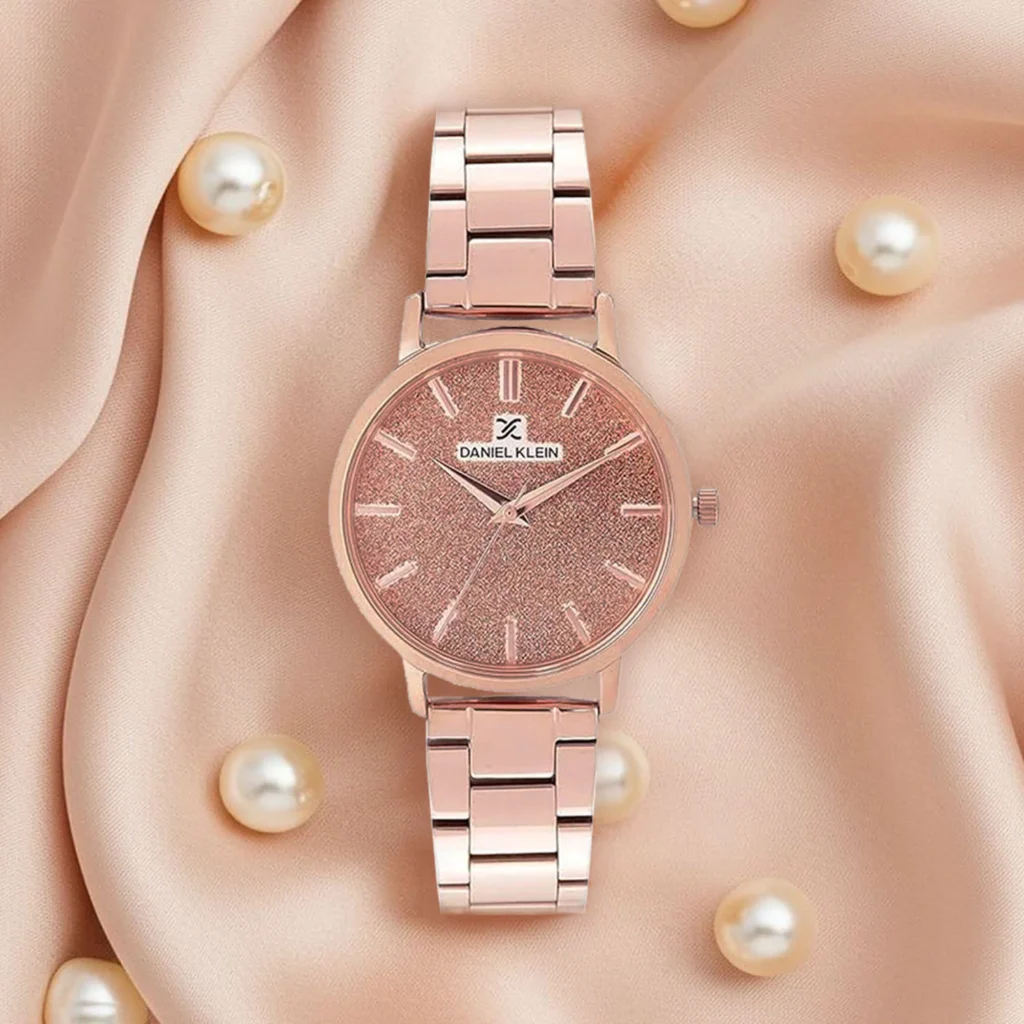 ساعت دنیل کلین